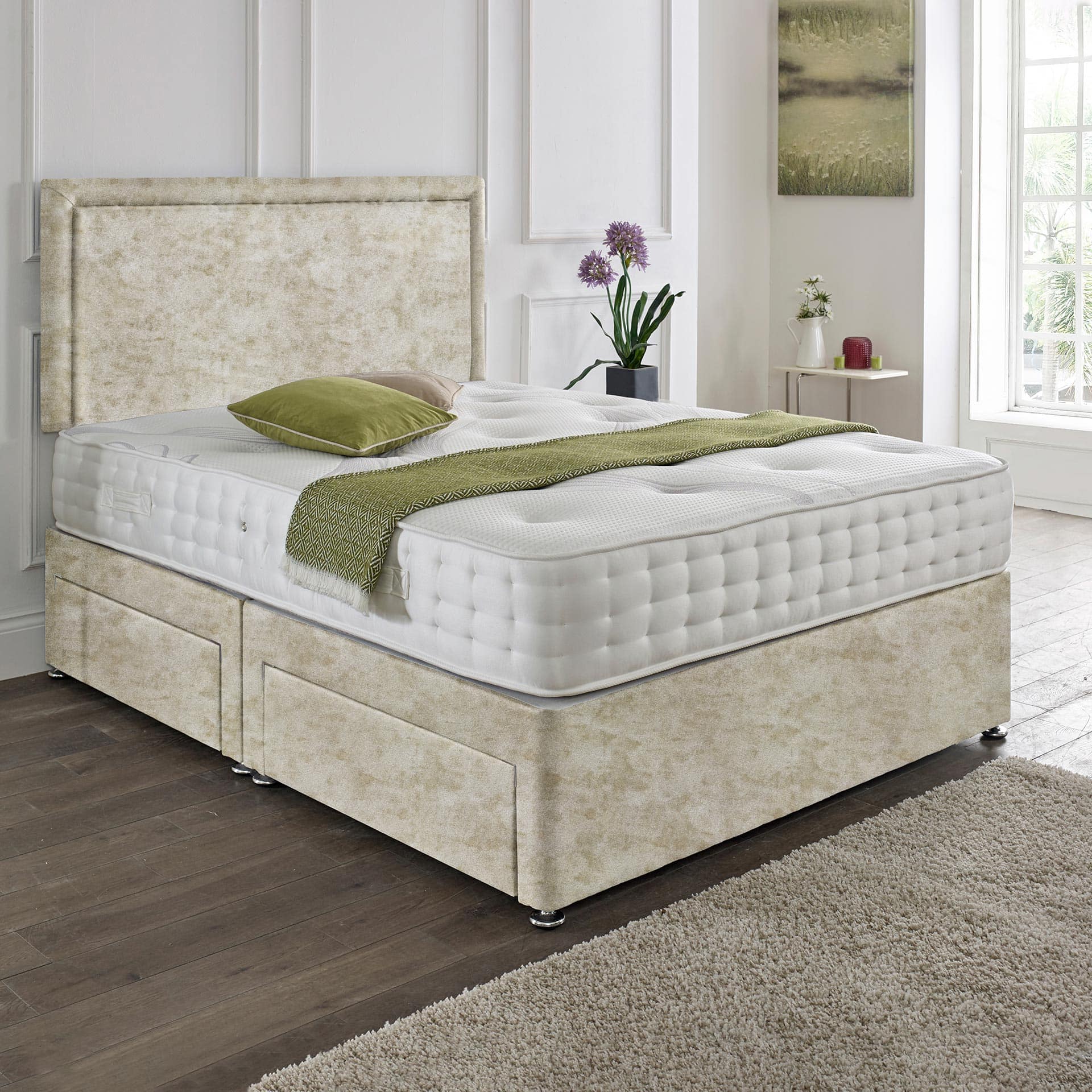 ho12_crushed_velvet_champagne_cpgn__21